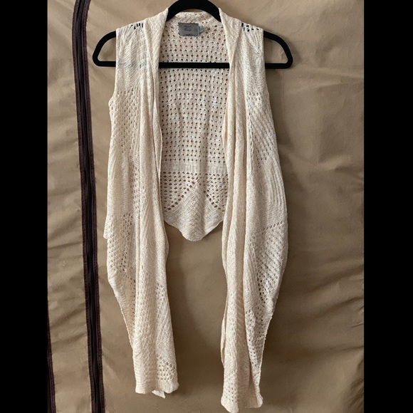 Short knitted cardigan - Picture 1 of 2